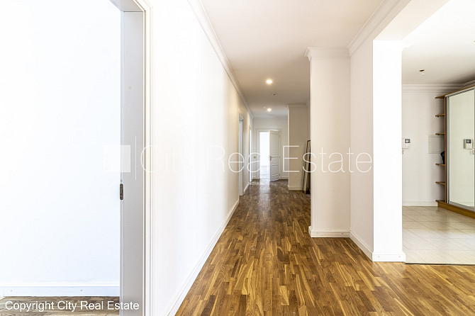 Fasādes māja, renovēta māja, slēgts pagalms, ieeja no ielas, ir lifts, kāpņu telpa pēc Rīga - foto 5