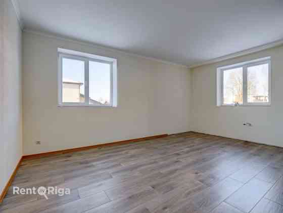 Новая, просторная и качественная дуплекс-вилла в отличном месте!  Продаётся Рига