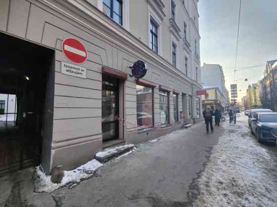 Tirdzniecības telpas.  Piemērotas veikalam, salonam vai tml. Telpām nav ēdināšanas Рига