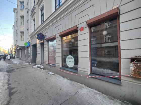 Tirdzniecības telpas.  Piemērotas veikalam, salonam vai tml. Telpām nav ēdināšanas Рига