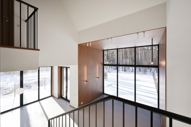 Pārdod stilīgu un energoefektīvu premium klases dvīņu māju Mellužos, vienā no klusākajām Jūrmala - foto 3