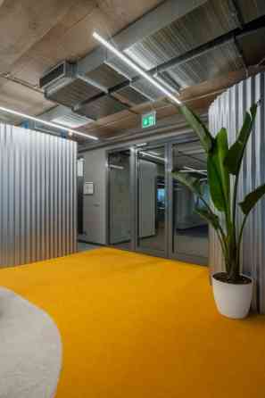 Эксклюзивный офис с частным выходом на террасу!  Офис расположен в бизнес-центре Рига