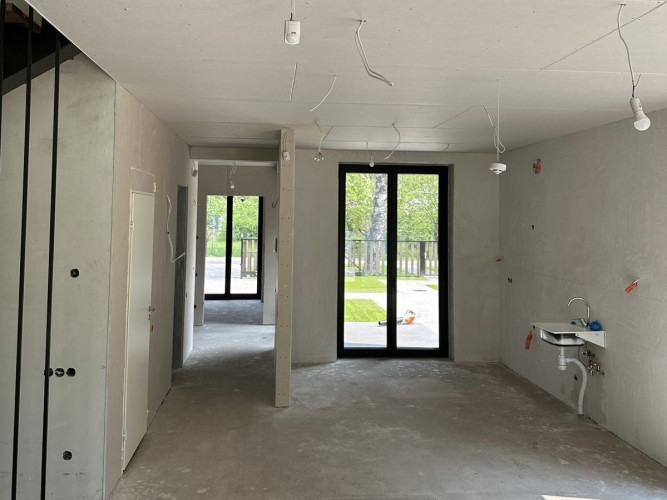 Продаётся стильный и энергоэффективный дом дуплекс премиум-класса в Меллужи Юрмала - изображение 8