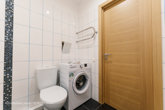 Īrei pieejams 2 istabu dzīvoklis jaunajā projektā.  Dzīvoklis ir aprīkots ar visu Rīga - foto 8