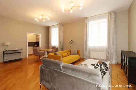 Эксклюзивная двухуровневая квартира в доме Петра I  Palasta iela 9, Старый город Риги Rīga