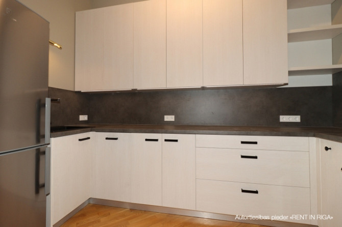 Ekskluzīvs divstāvu dzīvoklis  Palasta ielā 9, Vecrīgā  Tiek piedāvāts unikāls divstāvu Rīga - foto 9