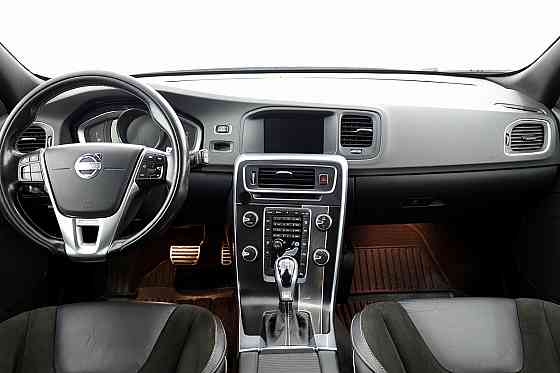 Volvo V60 R-Design Facelift ATM 2.0 D5 133kW Таллин