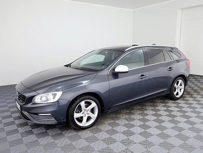 Volvo V60 R-Design Facelift ATM 2.0 D5 133kW Таллин - изображение 2