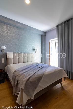 Jaunceltne, fasādes māja, slēgts pagalms, līdz tuvākajai autostāvvietai 70 m, ieeja no Rīga - foto 17