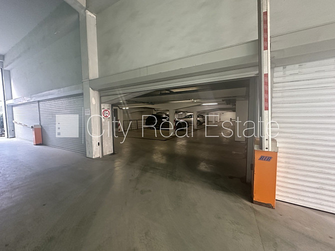 Благоустроенный озеленённый двор, подземная стоянка, охраняемая территория, Рига - изображение 20