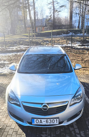 Pārdodu Opel Insignia lieliskā tehniskā un vizuālā stāvoklī. Tam ir uzticams un degvielu taupošs... Rīga - foto 2
