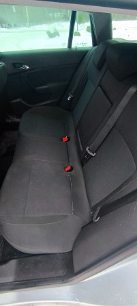 Pārdodu Opel Insignia lieliskā tehniskā un vizuālā stāvoklī. Tam ir uzticams un degvielu taupošs... Rīga - foto 7