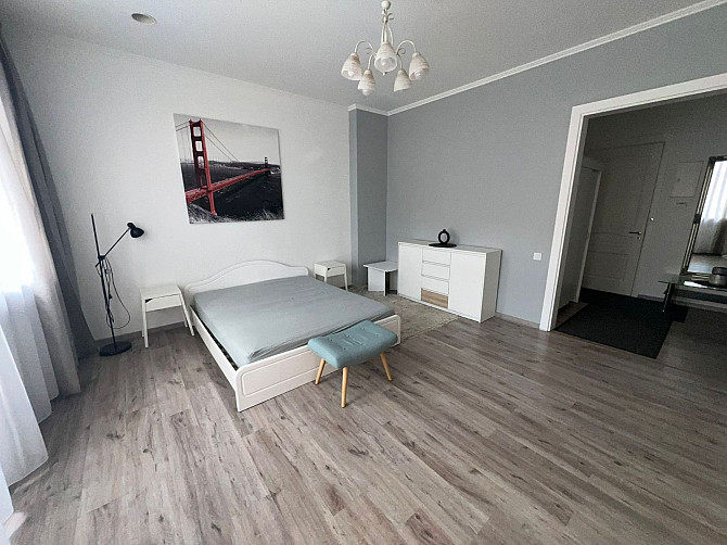 Tiek izīrēts gaišs, mājīgs dzīvoklis ar balkonu Rīgas centrā. Dzīvokļa plānojums ir praktisks, ... Рига - изображение 17