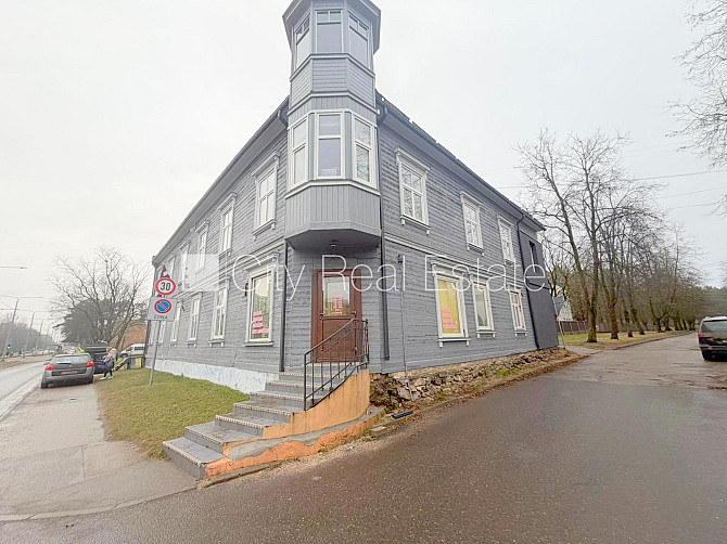 Pagalma ēka, labiekārtota apzaļumota teritorija, iežogota teritorija ar metāla sētu, Rīga - foto 16