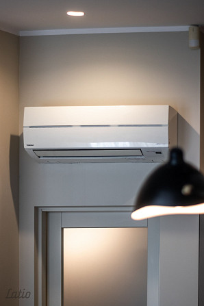 Izīrē mēbelētu un ar sadzīves tehniku aprīkotu divistabu dzīvokli 2007.gadā būvētā / Rīga - foto 3