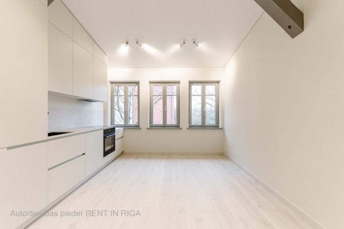 Новая квартира в обновленном проекте в Агенскалнсе.  Отличное расположение и Рига - изображение 2