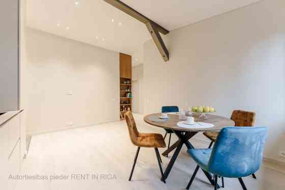 Новая квартира с качественной отделкой и мебелью в центре Агенскалнса.  Дом с Рига