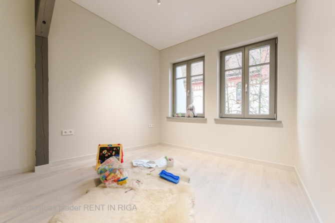 Новая квартира с качественной отделкой и мебелью в центре Агенскалнса.  Дом с Рига - изображение 4