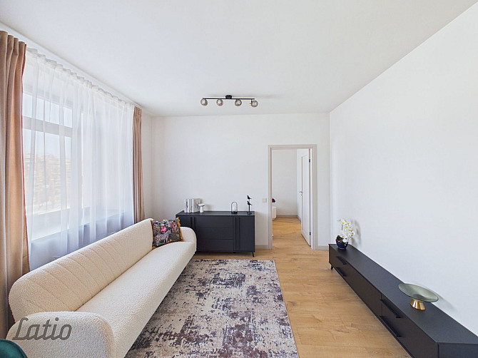 Izīrē 2 istabu dzīvokli  renovētā projektā Lielirbes ielā 9A. Dzīvoklis tikko pēc renovācijas  vēl n Рига - изображение 3