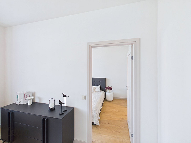 Izīrē 2 istabu dzīvokli  renovētā projektā Lielirbes ielā 9A. Dzīvoklis tikko pēc renovācijas  vēl n Рига - изображение 4