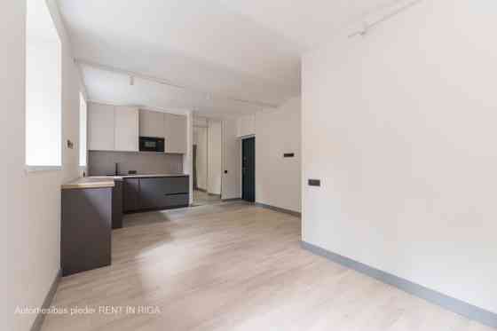 Прекрасная возможность купить квартиру в реновированном проекте в Агенскалнсе. Рига