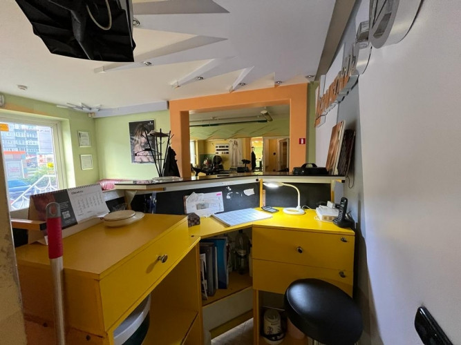 Plašas tirdzniecības telpas ar atsevišķu ieeju un augstu klientu plūsmu  Piedāvājumā Rīga - foto 7