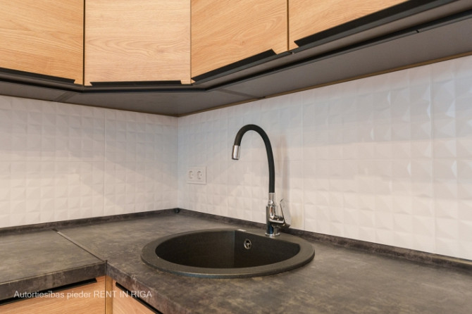 Pārdod 3 istabu dzīvokli jaunajā projektā Juglā  Piedāvājumā plašs, gaišs un saulains 3 Rīga - foto 6