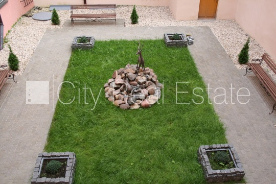 Privātmāja, renovēta māja, labiekārtota apzaļumota teritorija, automātiska zālāja Jūrmala - foto 13