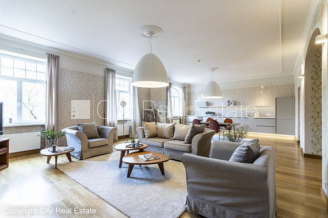 Renovēta māja, vieta automašīnai, ir lifts, balkons, guļamistabu skaits 2 gab., istabas Rīga - foto 13