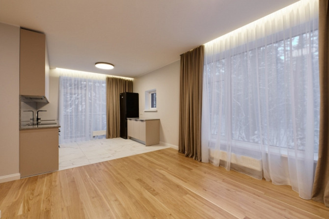 Ekskluzīvs dzīvoklis kluba tipa dzīvojamā kompleksā Jūrmalā, jaunā, kvalitatīvi būvētā Jūrmala - foto 1