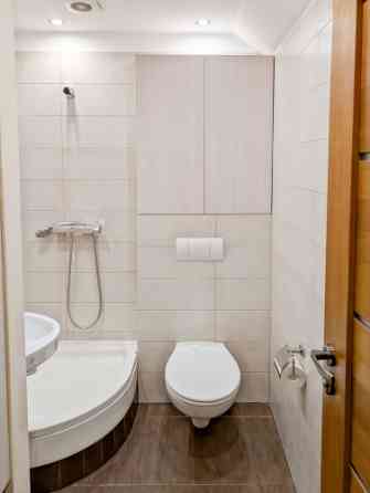 Продаётся просторная и уютная 3-комнатная квартира в самом сердце Плявниеков  В Rīga