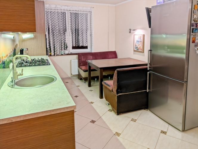 Pārdod plašu un mājīgu 3-istabu dzīvokli Pļavnieku sirdī  Piedāvājumā silts, mājīgs un Rīga - foto 3