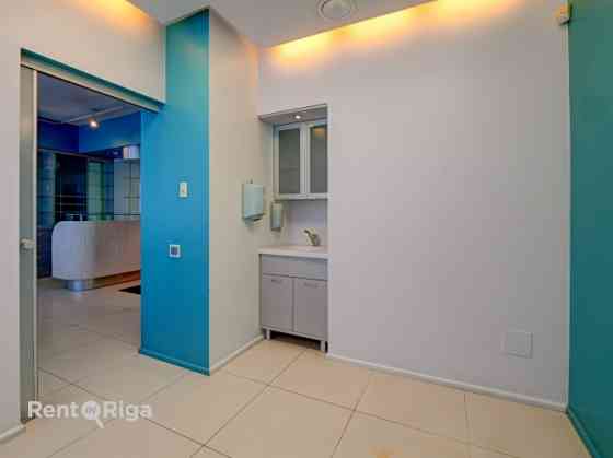 Помещения для вашего бизнеса красоты или магазина!  Преимущества:   +Помещения и Рига