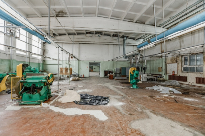 Industriālais parks Ziepniekalnā iznomā telpas bez apkures.  Telpām ir nepieciešams remonts. Ir vair Рига - изображение 4