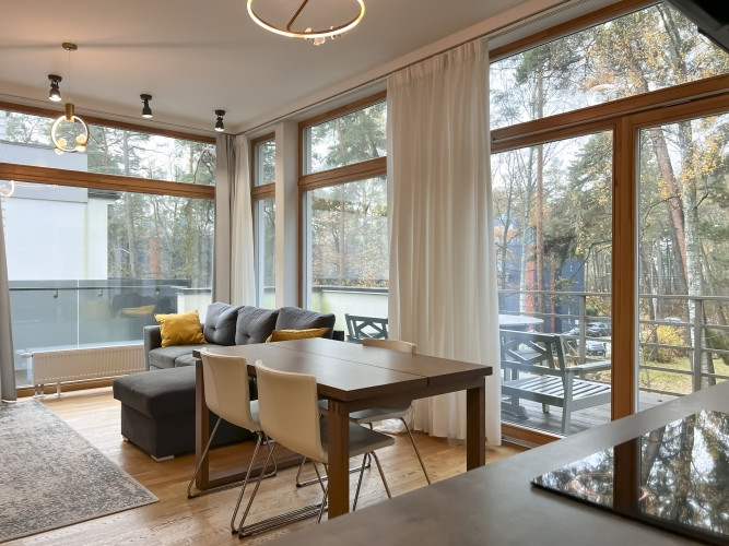 Светлая и тёплая 3-комнатная квартира в Юрмале  Квартира расположена в ухоженной, Юрмала - изображение 4