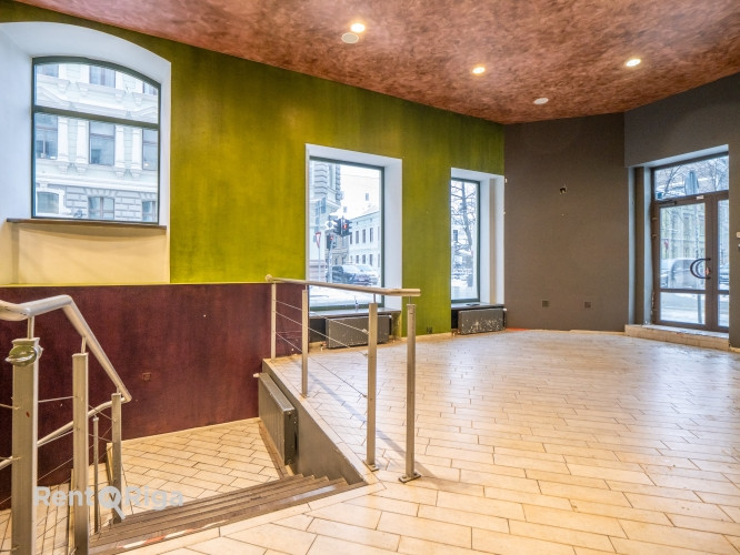 Коммерческие помещения в отличном месте!  Вход с фасада в торговое помещение с Рига - изображение 4