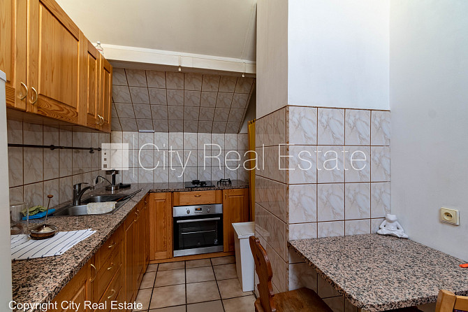 Фасадный дом, реновированный дом, фасад с декоративной штукатуркой, закрытый Рига - изображение 19