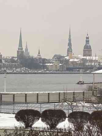 Сдаем уютную, недавно отремонтированную, меблированную квартиру с видом на Rīga