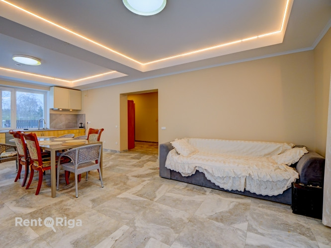 Ilgtermiņa īrei tiek piedāvāta jauna privātmāja Brankās  tikai 6 km attālumā no Jelgavas Jelgava un novads - foto 6