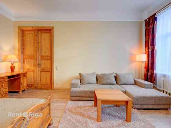 Предложение долгосрочной аренды в центре, на улице Бривибас, недалеко от улицы Рига