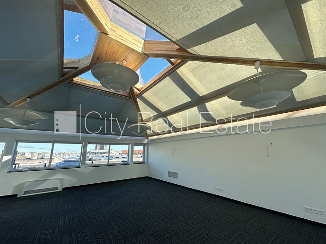 Labiekārtots apzaļumots pagalms, pazemes autostāvvieta, apsargāta teritorija, ieeja no ielas, Rīga - foto 15