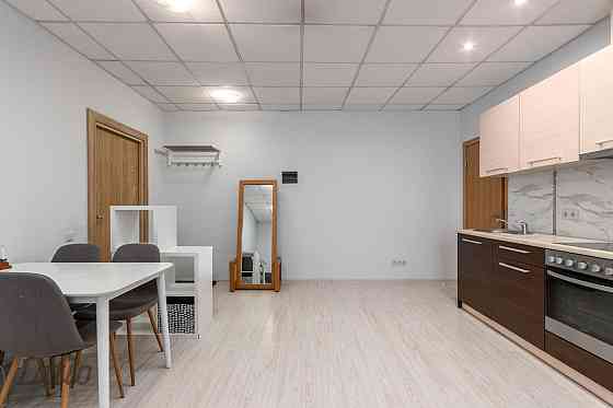 Pārdošanā kompakts 2 istabu dzīvoklis renovētā ēkā Rīgā. Tiek piedāvāts gaišs un funkcionāli plānots Rīga