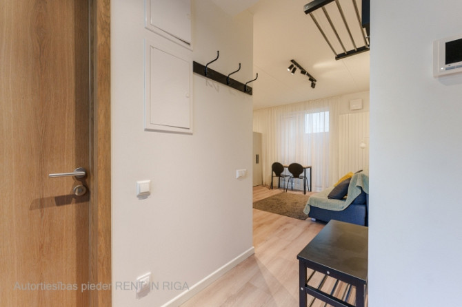 Moderns studio tipa dzīvoklis Klusajā centrā!  Lieliska atrašanās vieta! Mūsdienās Klusais Rīga - foto 5