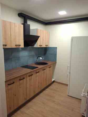 Сдаётся 2комнатная квартира рядом с Зиедондэрзсом!  Здание было полностью Rīga