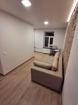 Izīrē 2-istabu dzīvokli pie Ziedoņdārza!  Ēka 2025. gadā renovēta, dzīvoklis tikko pēc Rīga - foto 2