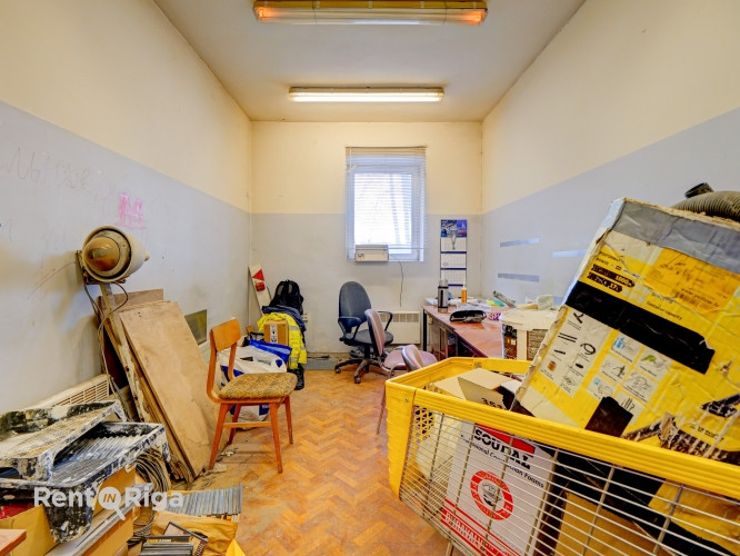 Промышленные помещения с высокими потолками.   Бывшая территория "Рижского Рига - изображение 9