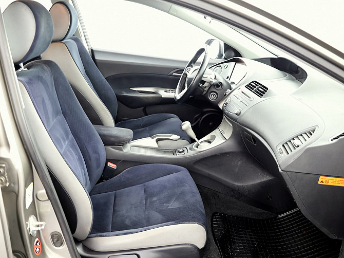 Honda Civic Elegance 1.8 103kW Таллин - изображение 6