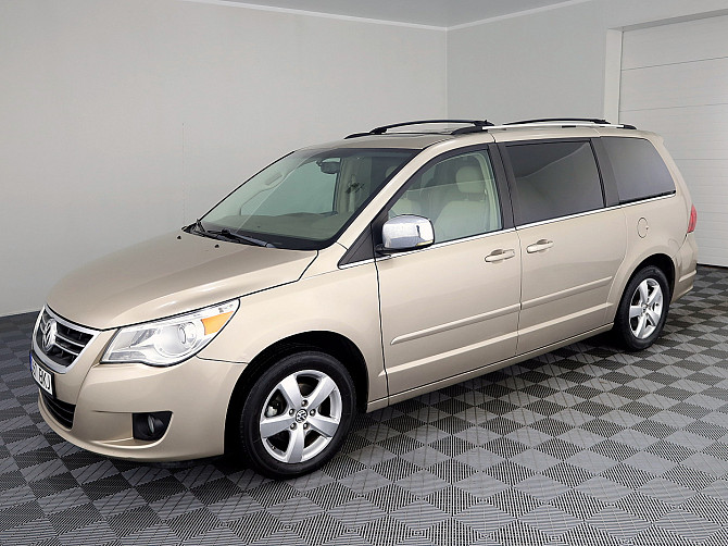 Volkswagen Routan Highline ATM 4.0 189kW Таллин - изображение 2