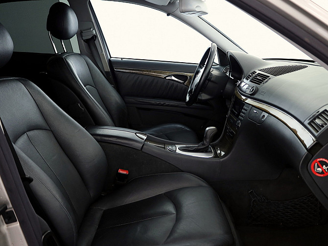 Mercedes-Benz E 320 Avantgarde ATM 3.2 165kW Таллин - изображение 6