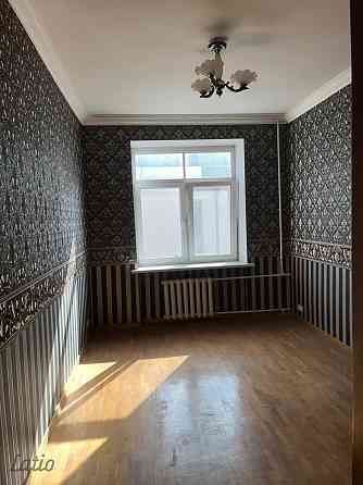 Vecrīgas centrālajā daļā pieejams gaumīgs divistabu dzīvoklis. 
No dzīvokļa logiem paveras neatkārto Рига